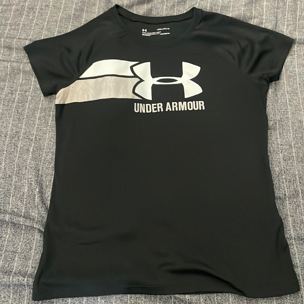 Under Armour T shirt